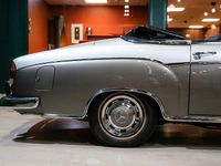 Begagnad Mercedes 220 SE 120 HK (88 kW) 1960 Grå Cab