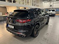 begagnad Alfa Romeo Stelvio Quadrifoglio 510hk Harman Kardon / Moms