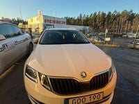 Begagnad Skoda Octavia 130 HK (95 kW) 2020 Vit färg Kombi