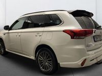 begagnad Mitsubishi Outlander P-HEV SE-Edition Taklucka Drag SE UTRUST 2020, SUV