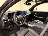 Ny BMW 330e M Sport 2026 Svart Kombi