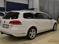 Begagnad VW Passat Sportline 170 HK (125 kW) 2012 Vit Kombi
