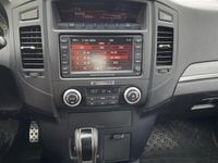 begagnad Mitsubishi Pajero 5-dörrar 3.2 Di-D 4WD Euro 5