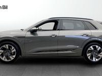 Begagnad Audi e-tron S-Line 300 kW (408 HK) 2023 Grå SUV