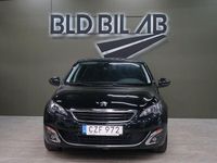 Begagnad Peugeot 308 120 HK (88 kW) 2015 Svart Halvkombi