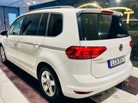 begagnad VW Touran 1.4 TSI BLUEMOTION KOMFORT DRAG KAMERA 2017, SUV