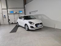 Begagnad Suzuki Swift 83 HK (61 kW) 2022 Vit Halvkombi