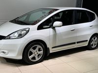 Begagnad Honda Jazz 100 HK (73 kW) 2011 Vit Halvkombi