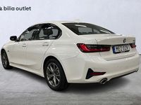 Begagnad BMW 330 Sport Line 292 HK (214 kW) 2022 Vit Sedan