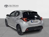 Begagnad Toyota Yaris 2024 Silver Halvkombi