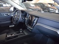 begagnad Volvo V60 CC B4 AWD Diesel Ultimate 2023, Kombi