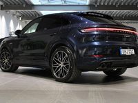 Begagnad Porsche Cayenne 305 HK (224 kW) 2024 Algarve blue metallic SUV