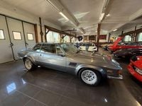 Begagnad De Tomaso Pantera 268 HK (197 kW) 1975 Grå Sportkupé