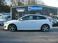 begagnad Volvo C30 2.0 D Momentum, R-Design 136hk Xenon/Skinn/8600Mil