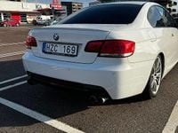 Begagnad BMW 325 218 HK (160 kW) 2009 Sportkupé