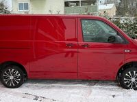 Begagnad VW T6 102 HK (75 kW) 2016 Röd Van