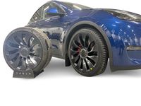 Begagnad Tesla Model Y Performance 392 kW (534 HK) 2023 Blå SUV