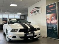 Begagnad Ford Mustang Convertible 310 HK (228 kW) 2012 Vit Cab