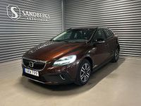 Begagnad Volvo V40 CC Momentum 150 HK (110 kW) 2017 Brun Kombi
