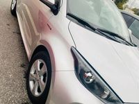 begagnad Toyota Yaris Hybrid CVT Active Euro 6