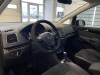 Begagnad VW Sharan 184 HK (135 kW) 2017 Blå Minibuss