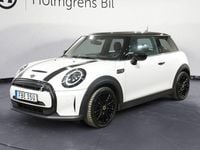 Begagnad Mini Cooper 135 kW (184 HK) 2023 Nanuq white Halvkombi
