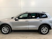 begagnad VW Touareg 3.0 V6 TDI 4M Limited Drag D-Värme Kamera