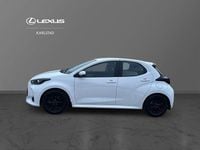 Begagnad Toyota Yaris Hybrid Active 117 HK (86 kW) 2023 Vit Halvkombi