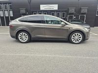 Begagnad Tesla Model X 311 kW (423 HK) 2016 Brun SUV