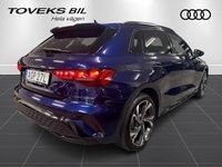 Begagnad Audi A3 S-Line 177 HK (130 kW) 2025 Navarrablå metallic Halvkombi