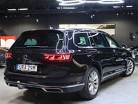 Begagnad VW Passat GTE 218 HK (160 kW) 2023 Svart Kombi
