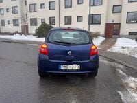 Begagnad Renault Clio R.S. 75 HK (55 kW) 2008 Halvkombi