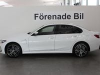 Begagnad BMW 330e M Sport 184 HK (135 kW) 2023 Vit Sedan
