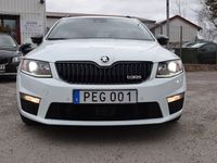 begagnad Skoda Octavia Combi RS 2.0 TSI Premium Panorama B-Värmare Na