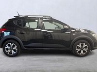 Begagnad Dacia Sandero Expression 91 HK (66 kW) 2022 Svart SUV