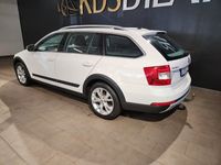 begagnad Skoda Octavia Scout 2.0 TDI 4WD Euro 6 150hk | Drag