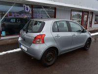 begagnad Toyota Yaris 5-dörrar 1.0 VVT-i (70hk) Ny Servad