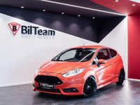 Begagnad Ford Fiesta ST 183 HK (134 kW) 2013 Orange Halvkombi
