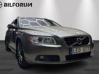 Begagnad Volvo V70 Summum 109 HK (80 kW) 2011 Grå Kombi