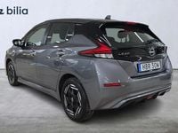 Begagnad Nissan Leaf Acenta 111 kW (151 HK) 2023 Grå Halvkombi