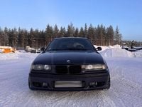 Begagnad BMW 320 175 HK (128 kW) 1998 Sedan