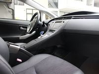 begagnad Toyota Prius Hybrid Executive Panorama JBL 2012, Halvkombi