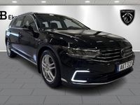 Begagnad VW Passat GTE 218 HK (160 kW) 2022 Svart metallic Kombi