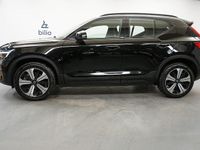 Begagnad Volvo XC40 Core 154 kW (210 HK) 2022 Svart SUV