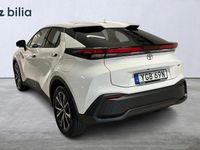 Begagnad Toyota C-HR Style 141 HK (103 kW) 2024 Vit SUV