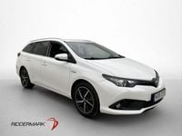Begagnad Toyota Auris Hybrid Edition 136 HK (100 kW) 2018 Vit Kombi