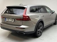 Begagnad Volvo V60 CC 197 HK (144 kW) 2022 Grå Kombi