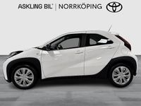 Begagnad Toyota Aygo X Play 72 HK (52 kW) 2023 Vit SUV