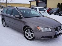 Begagnad Volvo V70 Momentum 163 HK (119 kW) 2011 Grå Kombi