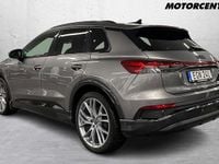 Begagnad Audi Q4 e-tron S-Line 219 kW (299 HK) 2022 Grå SUV